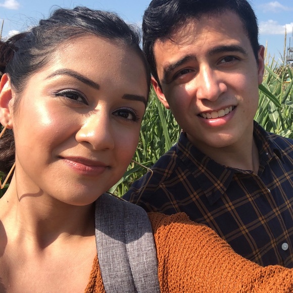 Meet your Posher, Anna - Picture 3 of 3